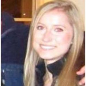 Meet your Posher, Joelle